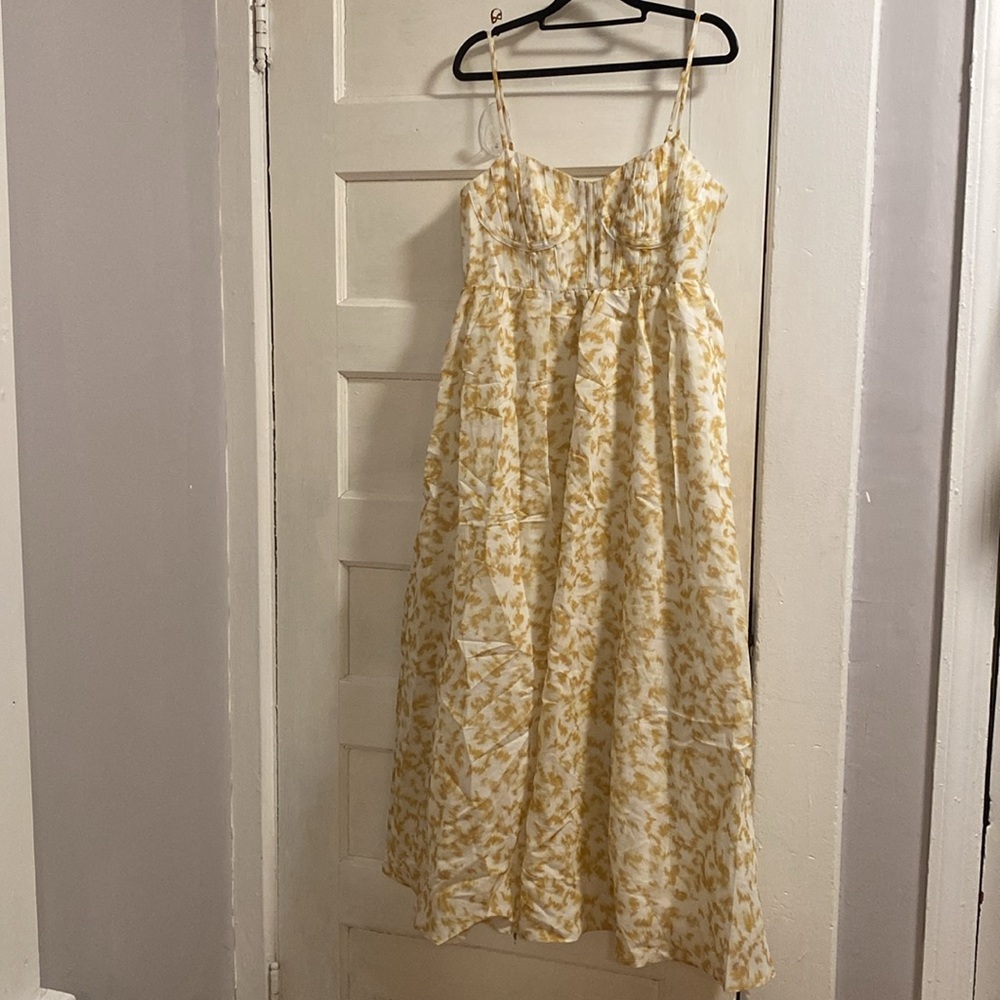 NWT Bardot Milika Midi Dress in Abstract, Size M - Picture 7 of 16